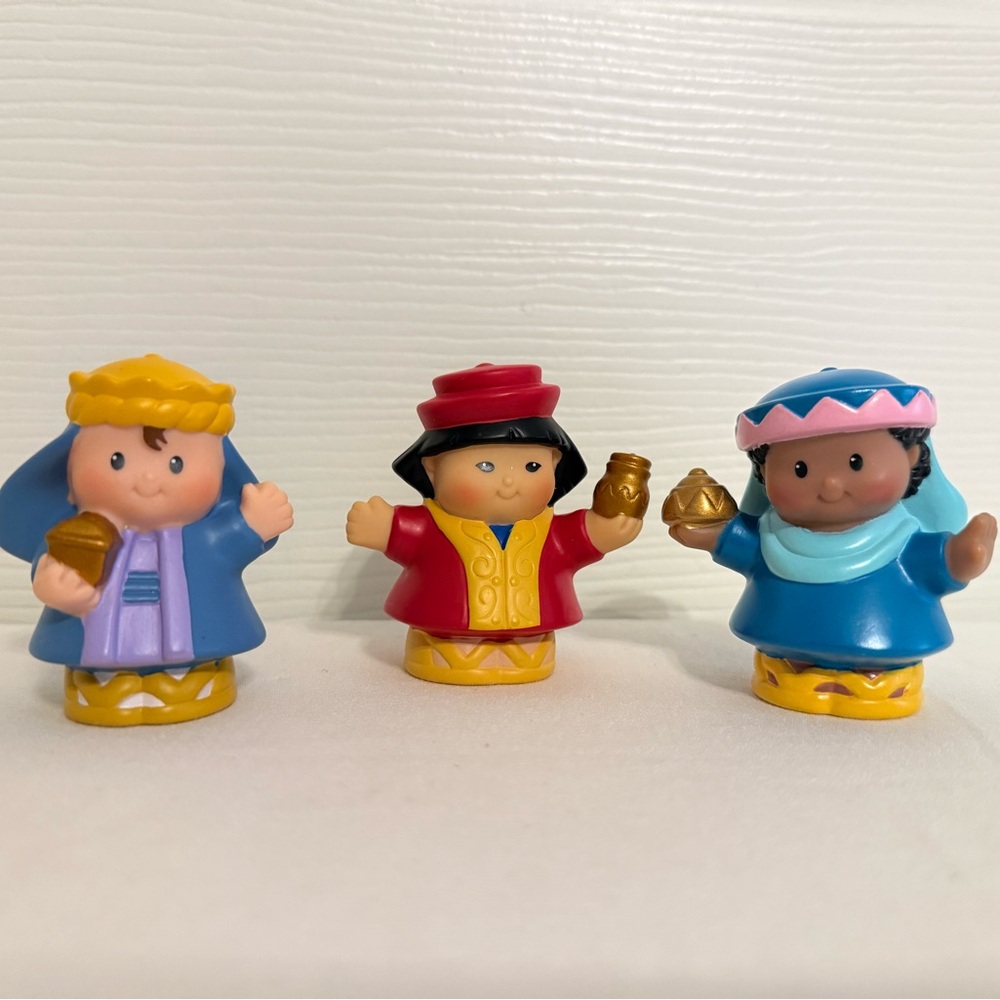 Fisher-Price Royal Friends Trio with Blue and Red